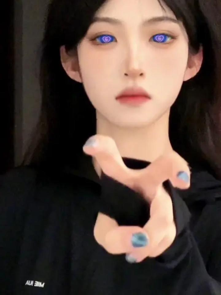 爱心瞳孔特效好魔幻 废啦