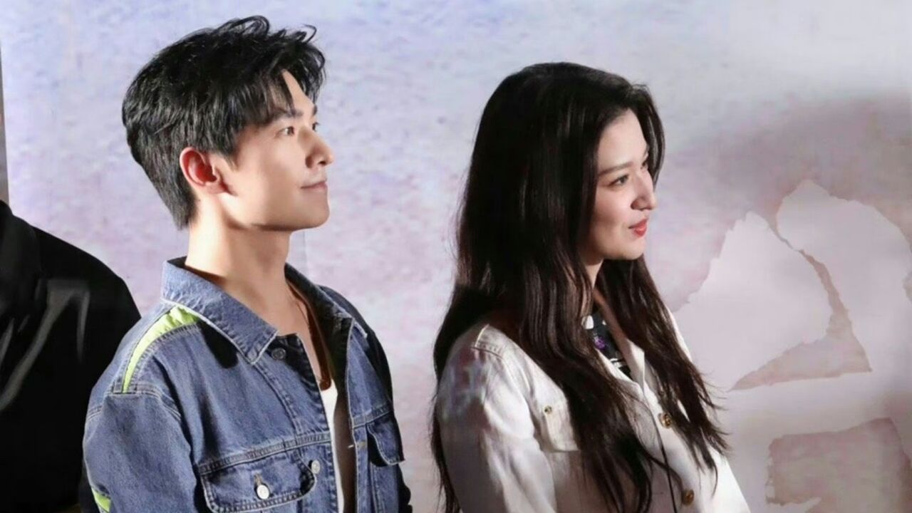 王楚然吐槽杨洋大脑空空!罕见同框互动超甜,亲密贴贴完全不避嫌