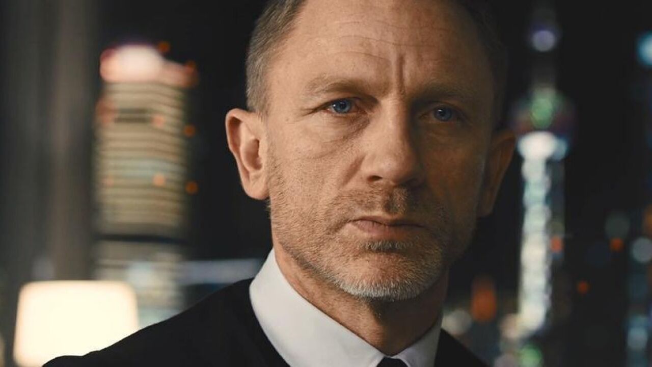 阿黛尔为007:大破天幕杀机,献唱的电影主题曲《天幕坠落》