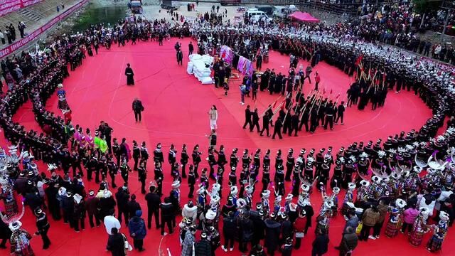 鼓藏节也叫鼓社节或祭鼓节,是苗族每13年举行一次的祭祖盛典,也是我国首批国家级非物质文化遗产.#贵州雷山鼓藏节