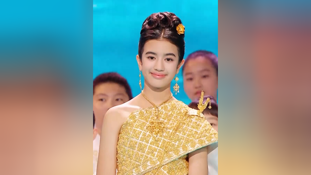 12岁柬埔寨公主登上央视舞台被赞有国家级美貌