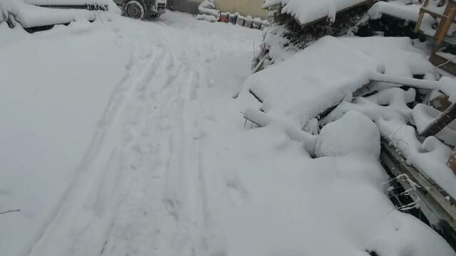 下着雪本地卡友自己安装电动车专用柴油暖风机 #驻车加热器 #柴油暖风机 #滨州强哥柴油暖风机