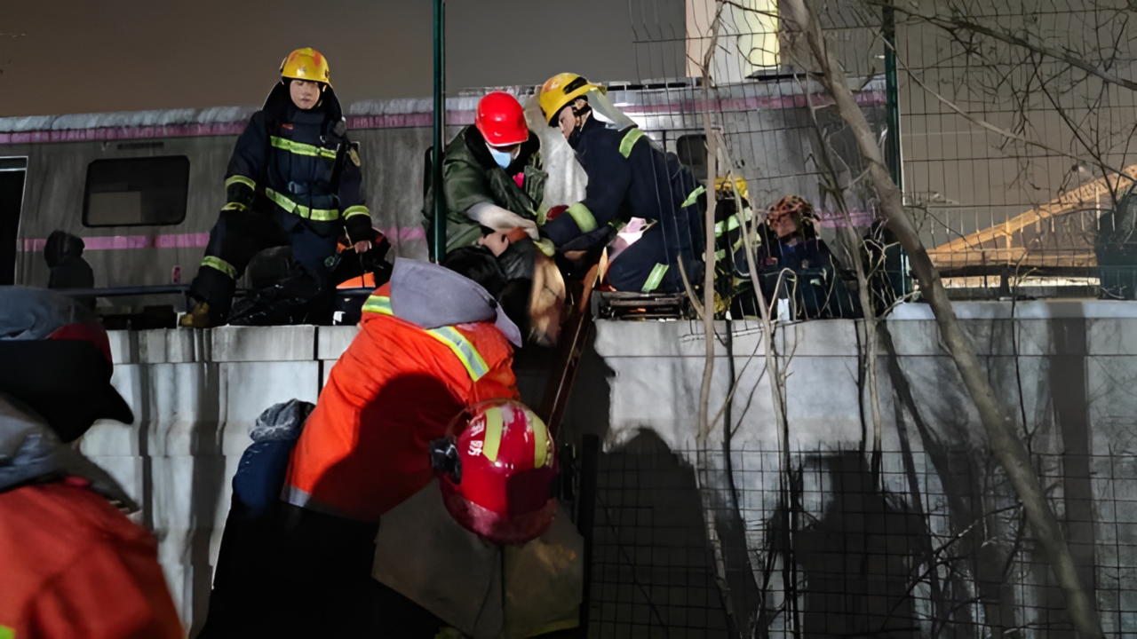 北京地铁昌平线列车追尾事故调查报告公布,18人被追责问责