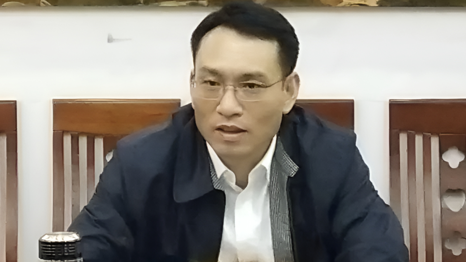 李爱华任海南东方市委书记