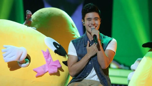 刘伟男帅气登场 小清新《lemon tree》萌倒全场
