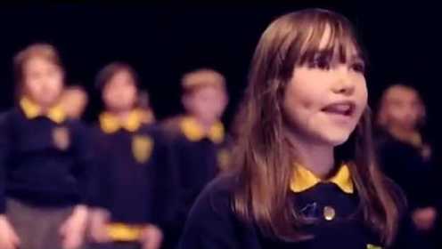 10岁自闭症女孩唱《哈里路亚》 开口歌声如天籁