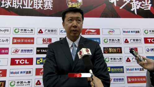 《CBA全场集锦》赛后采访八一主教练王治郅