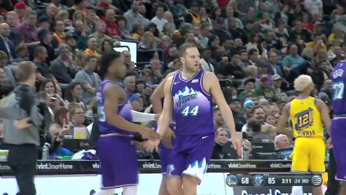 《NBA全场集锦》【花絮】怎么了大兄弟！博格达顶球宣泄有点可爱