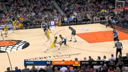 《NBA全场集锦》终于等到你！奥迪突破篮下低位回传小萨单臂劈扣
