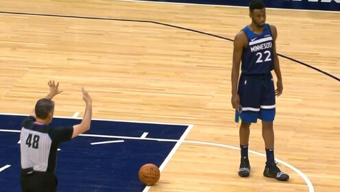 《NBA全场集锦》维金斯把球放在罚球线上纪念科比 因为科比当年在此通过罚球总得分超越乔丹