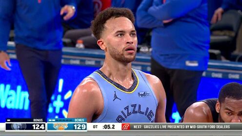 《NBA全场集锦》这剧情把我看傻了 瓦蓝提前进线违例灰熊几乎没机会了