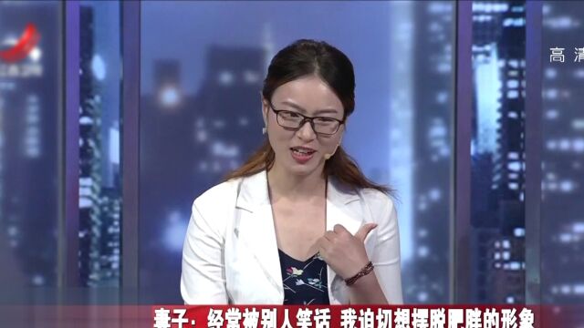 年轻夫妻为何选择离婚?妻子不知丈夫为何离婚视频素材