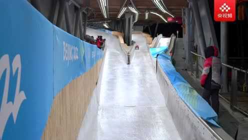 【回放】北京2022冬奥会：雪橇女子单人雪橇第4次滑行 全场回放