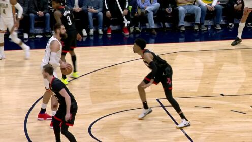 《NBA全场集锦》根本拦不住 瓦蓝硬刚防守霸气扣篮