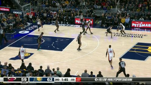 《NBA全场集锦》奥拉迪波精准转移弱侧找到希罗 后者三分抬手就有正中靶心