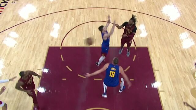 攻防一体完全碾压 阿隆戈登先送篮下大帽再施展大鹏展翅