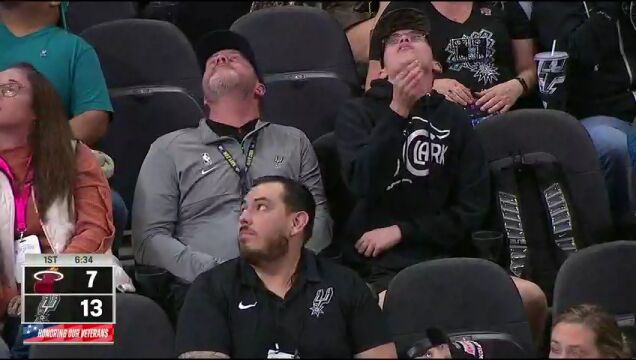 NBA常规赛：热火vs马刺第1节英文原声回放