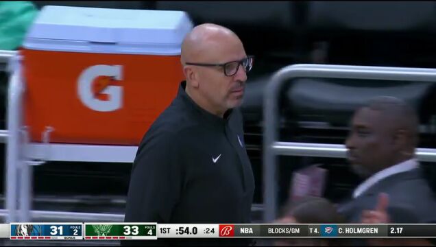 独行侠vs雄鹿第1节英文原声回放