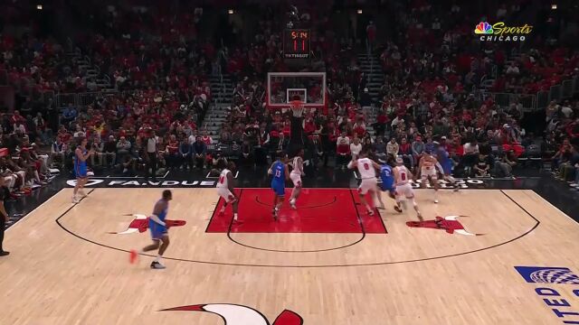 防守密不透风 武切维奇如影随形大帽亚历山大