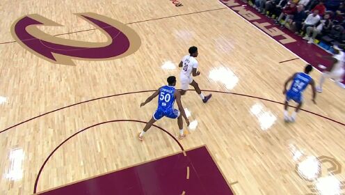 《NBA骑士》开场先来个下马威！琼斯率先发力造成2+1先拔头筹