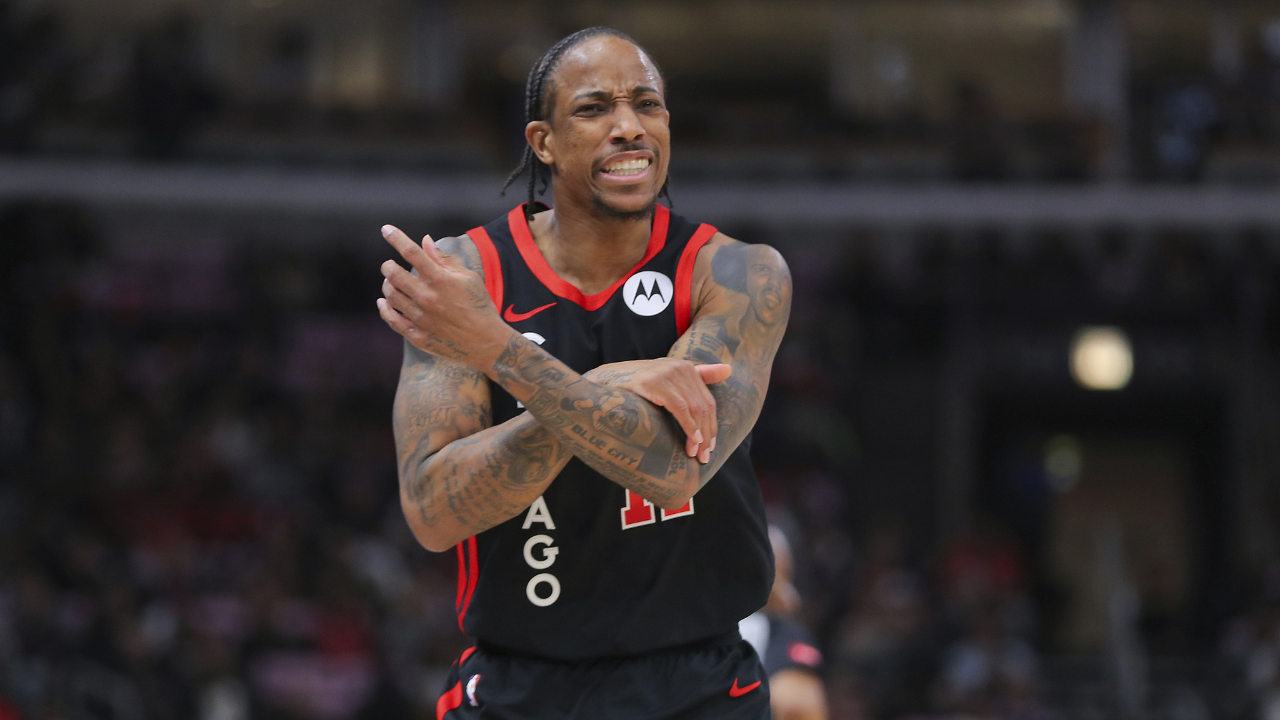 【球星】德罗赞vs活塞集锦 空砍25分奉献高难度转体上篮