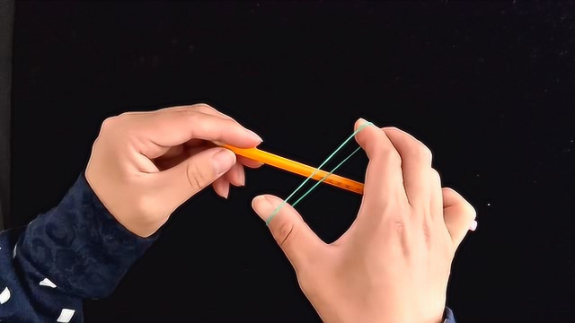 魔术教学橡皮筋穿越物体一分钟学会