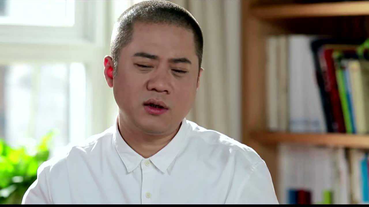 仅凭纸币落地声就能猜到金额,美女拿出百元大钞:猜中就归你阿树酱03