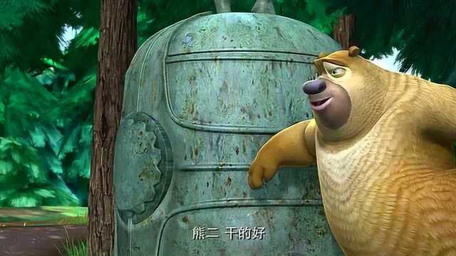 熊出没光头强的歌声堪比地震波唱首歌就能震倒一个口钟