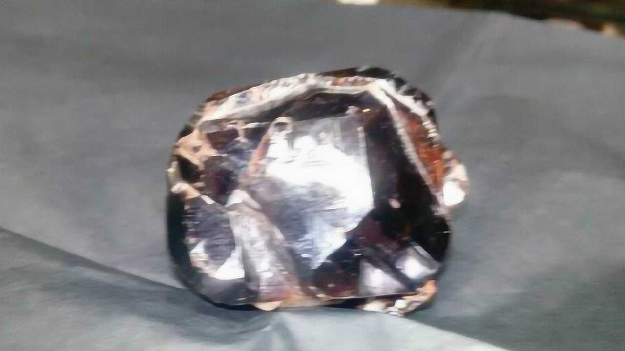 地球上最贵的物质,锎元素,1克就能让你在北上广买30栋豪宅