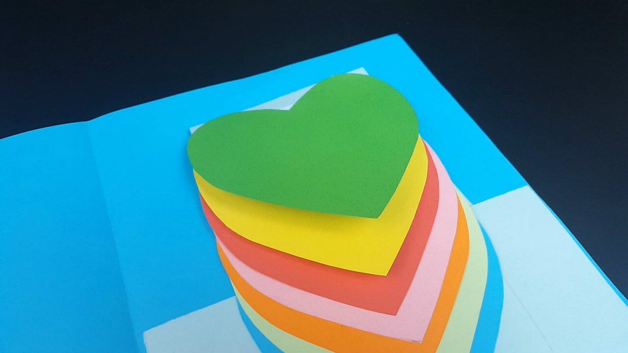 神奇的变色爱心贺卡送给老师同学的好礼物