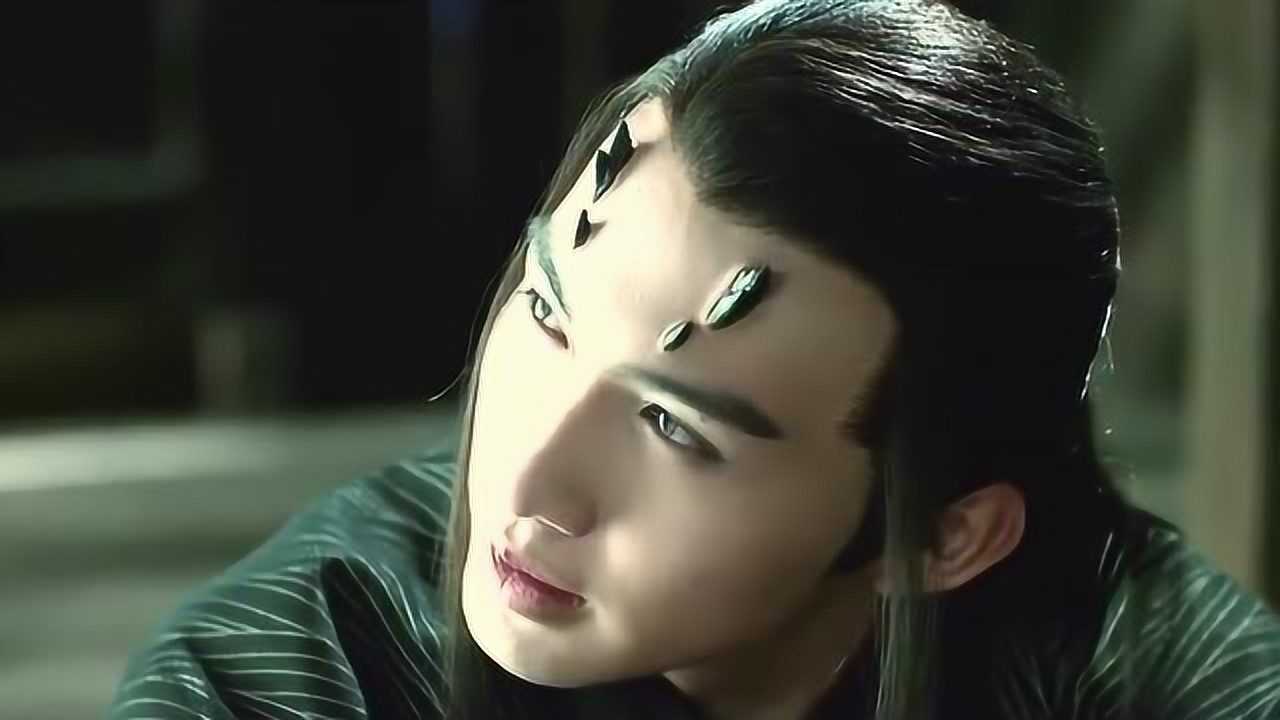 司音的这个小白脸,迷惑了胭脂的同时,离境喜欢上了她!