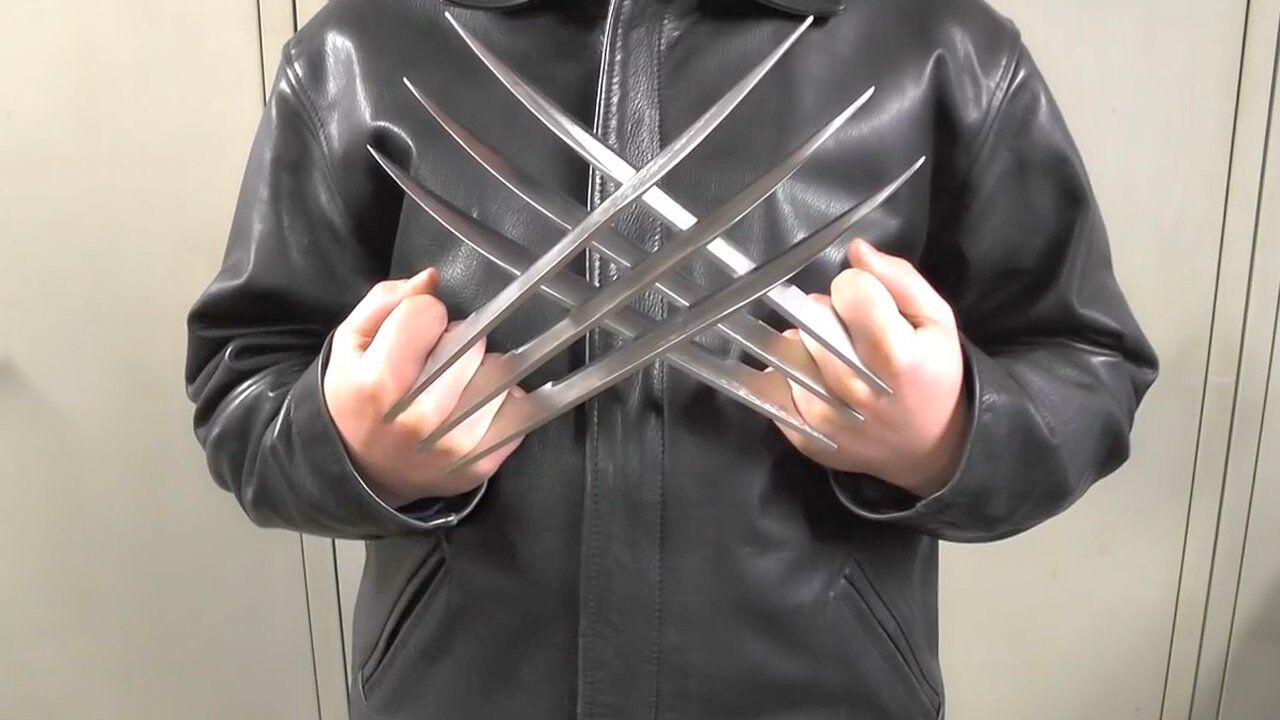 耗时3天锻造金刚狼爪刀被兵器家500美元直接收藏