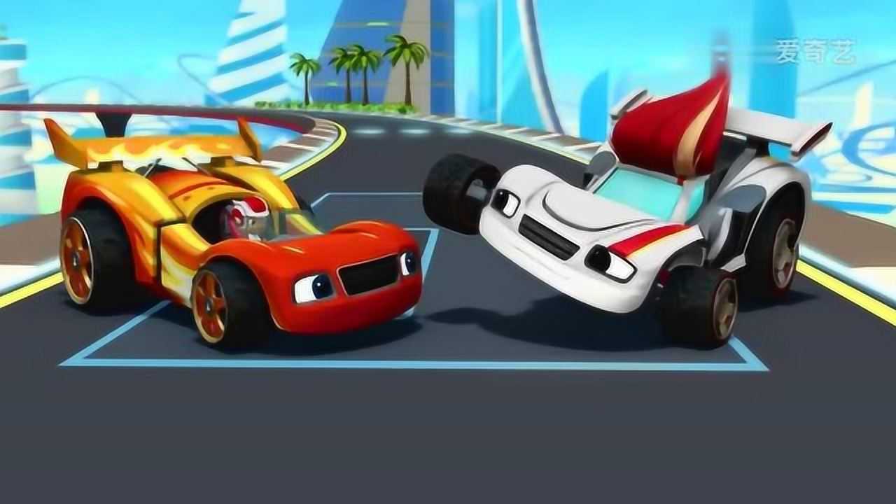 旋风战车2飚速的最后加速救了所有的赛车击败了怪兽战车哦