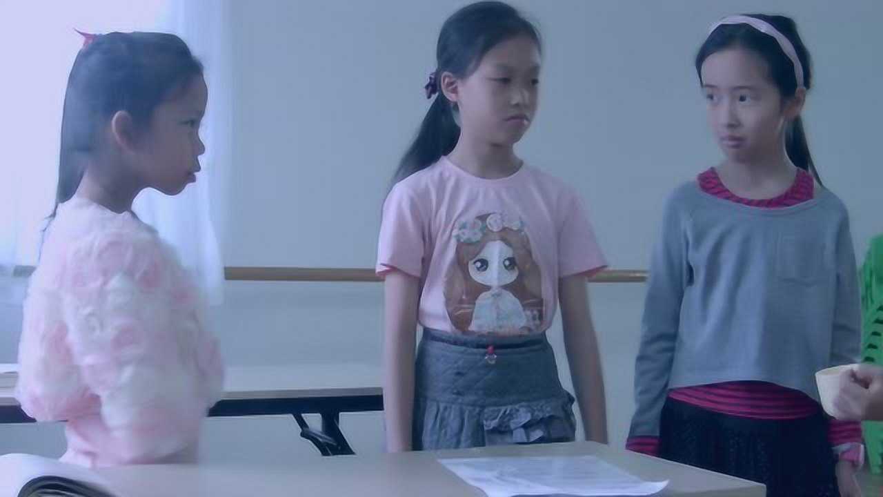 同学之间需要团结友爱_高清