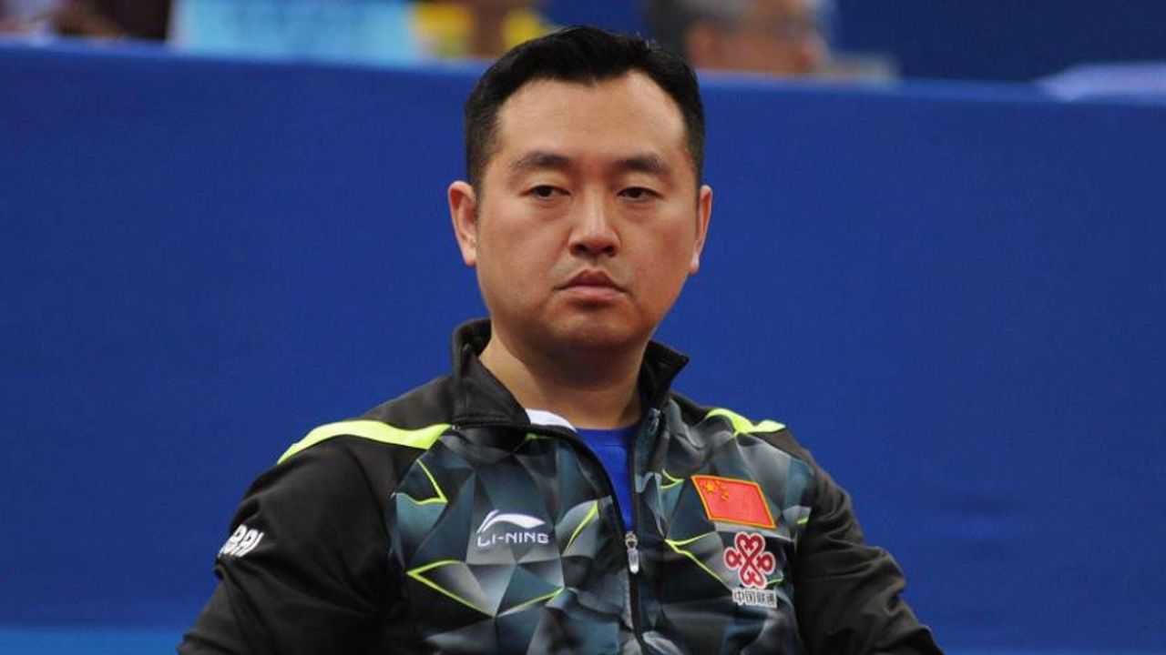 被国乒除名的孔令辉近况咋样新工作代言白酒解说斗地主