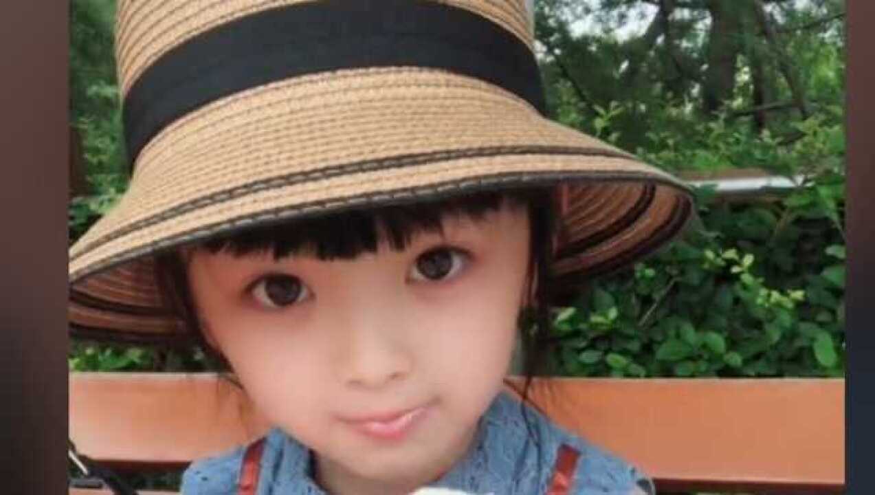 国内最美童装模特小苹果这个可爱的生活视频你一定没看过
