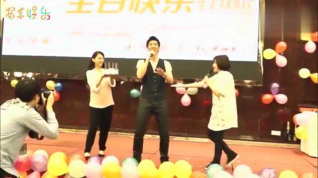 王王力宏哈特林儿子!三个人分享了他们儿子王家珧的照片.