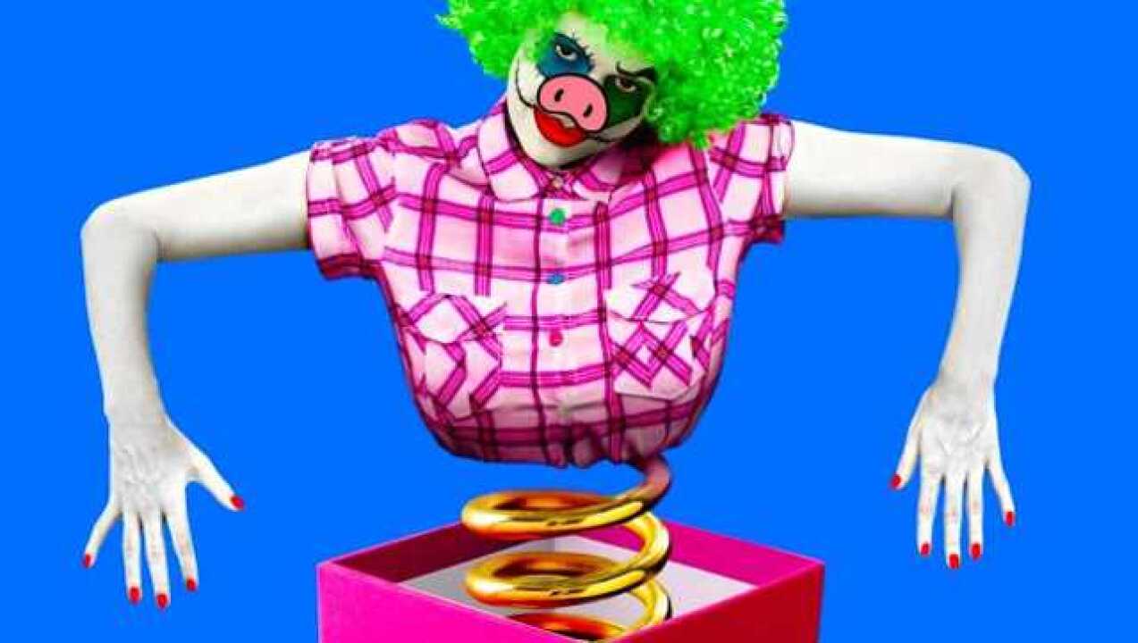 创意魔术揭秘教学:恐怖滑稽的小丑,薯片瞬间变身,看得不想眨眼