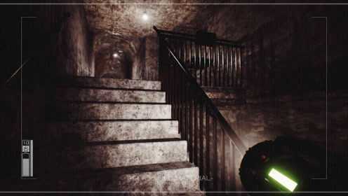 恐怖小游戏第四弹，楼梯里只能用手电筒是种怎样的体验！