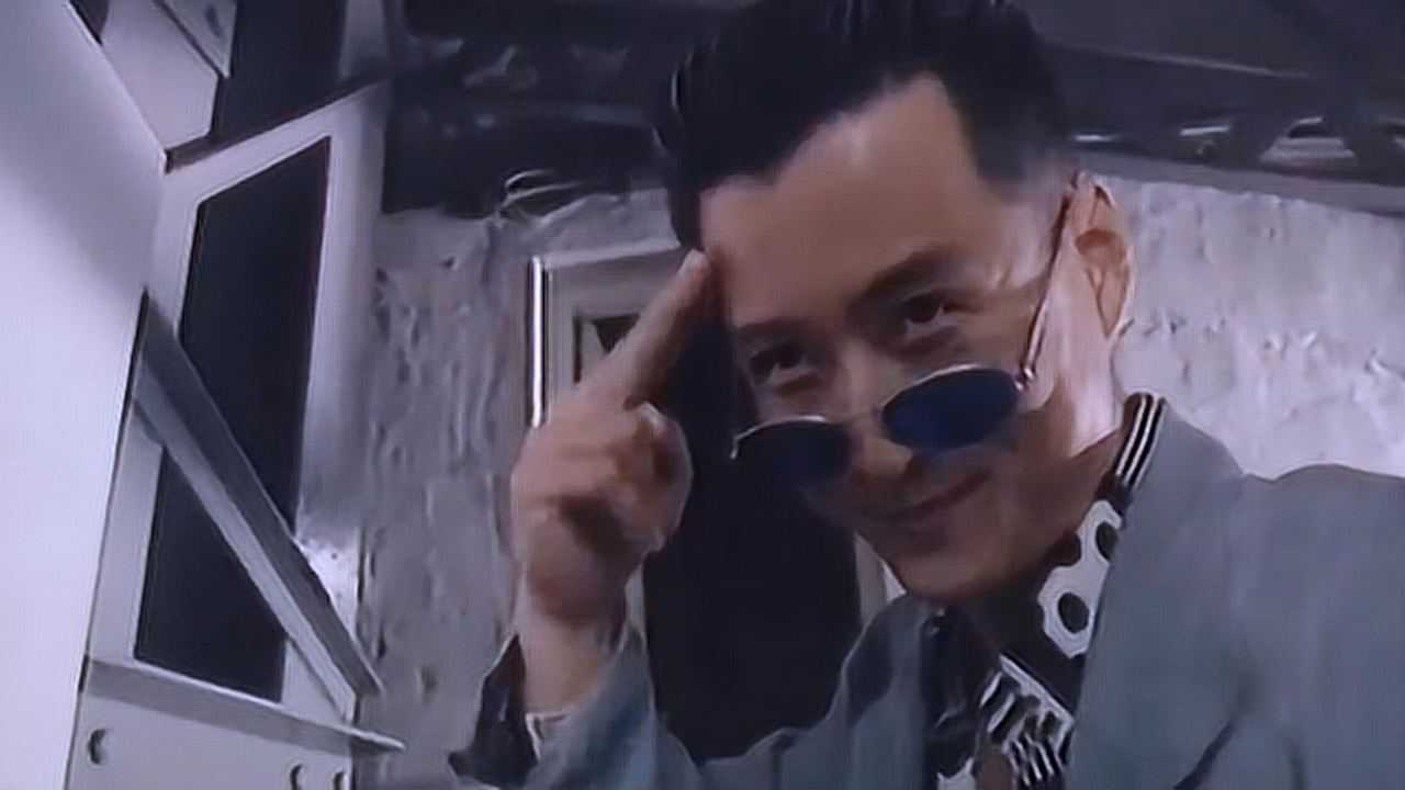 《特警神龙》：男子被匪徒劫持，吓得全身发软走不动路_电影_高清完整版视频在线观看_腾讯视频