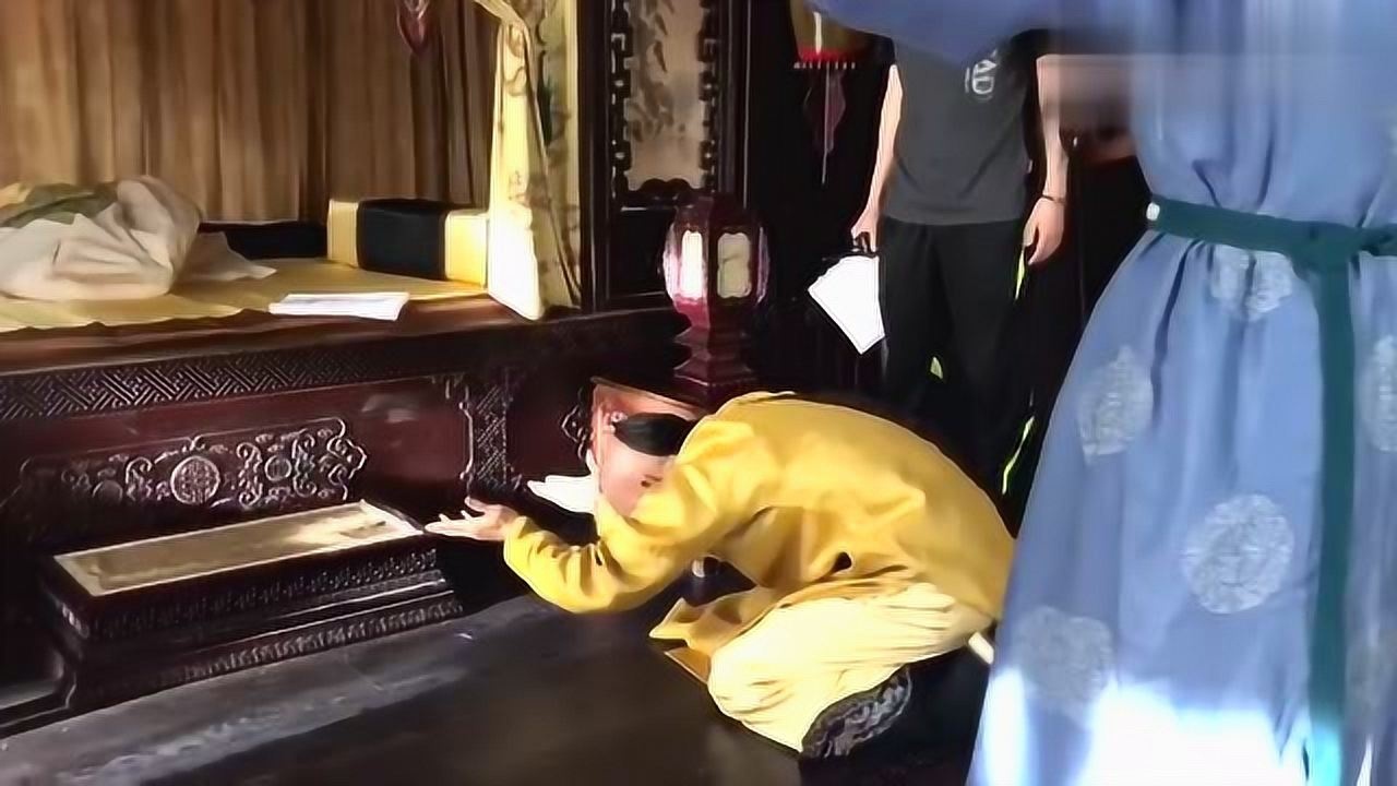 延禧攻略皇帝亲自教太监怎么下跪真是敬业的演员