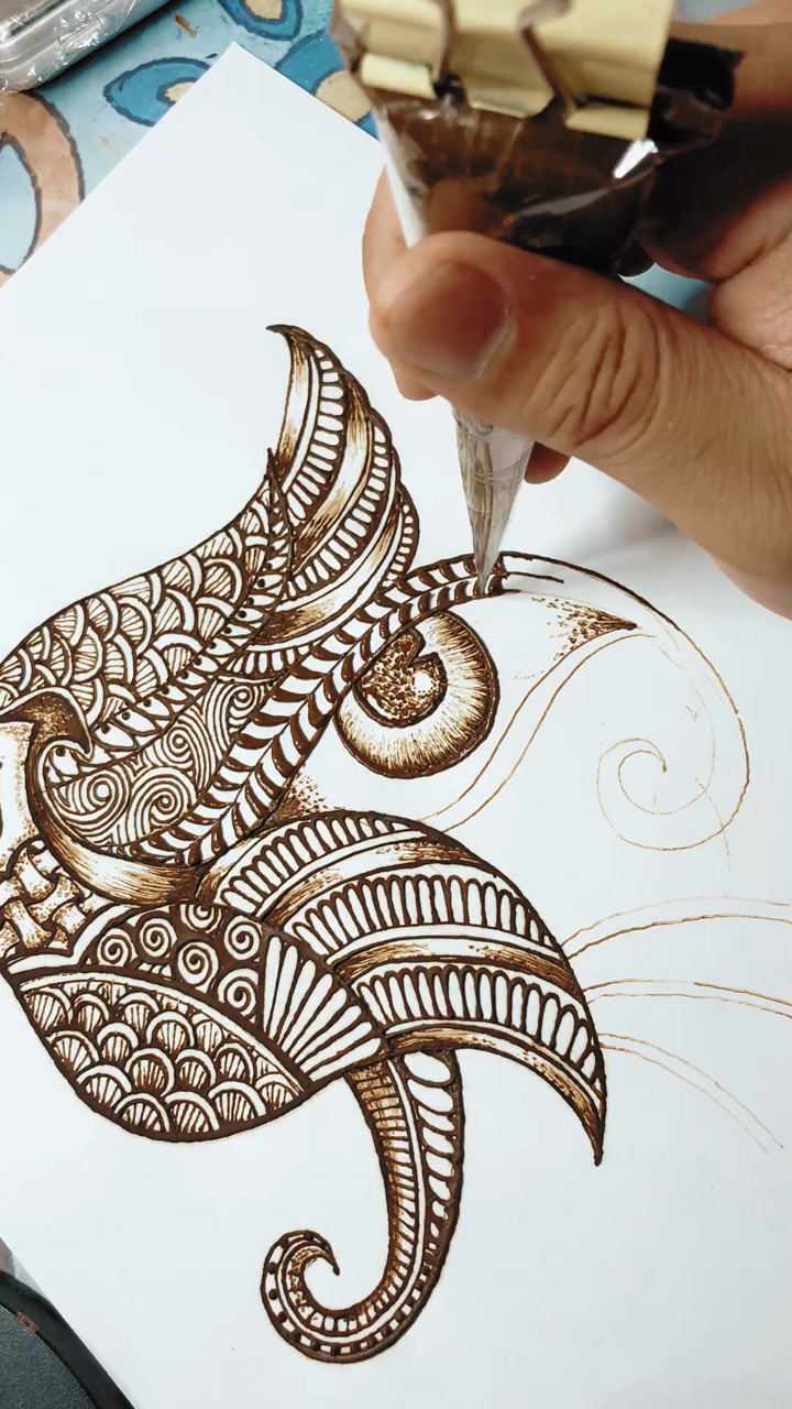 印度曼海蒂海娜手绘荷鲁斯之眼