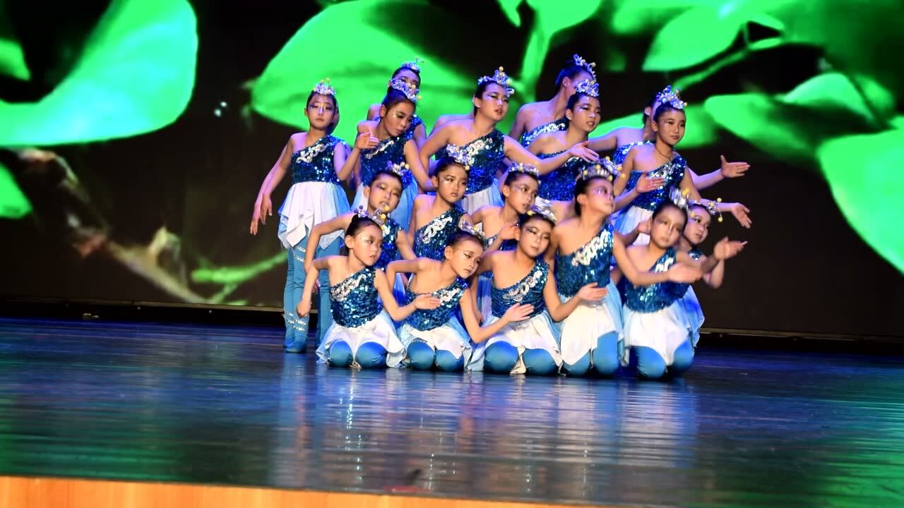 华艺舞蹈《鱼儿》