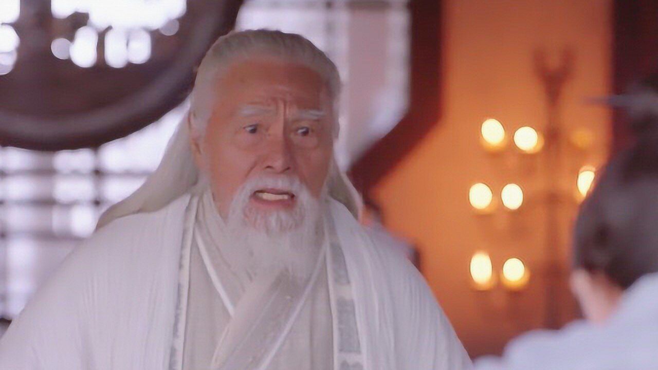 新倚天屠龙记张三丰垂危之际将武当最大的秘密说出张无忌震惊