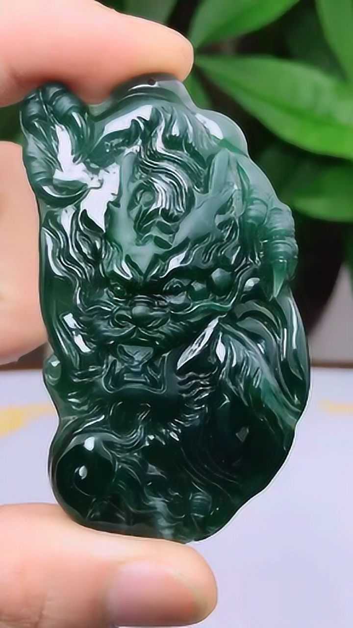 缅甸天然a货翡翠冰润蓝水龙牌吊坠,重量36.37g