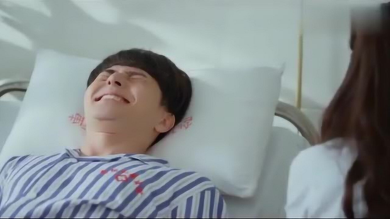 追爱时光机:张岩受伤住院了,小麦老师照顾他,太暖了!