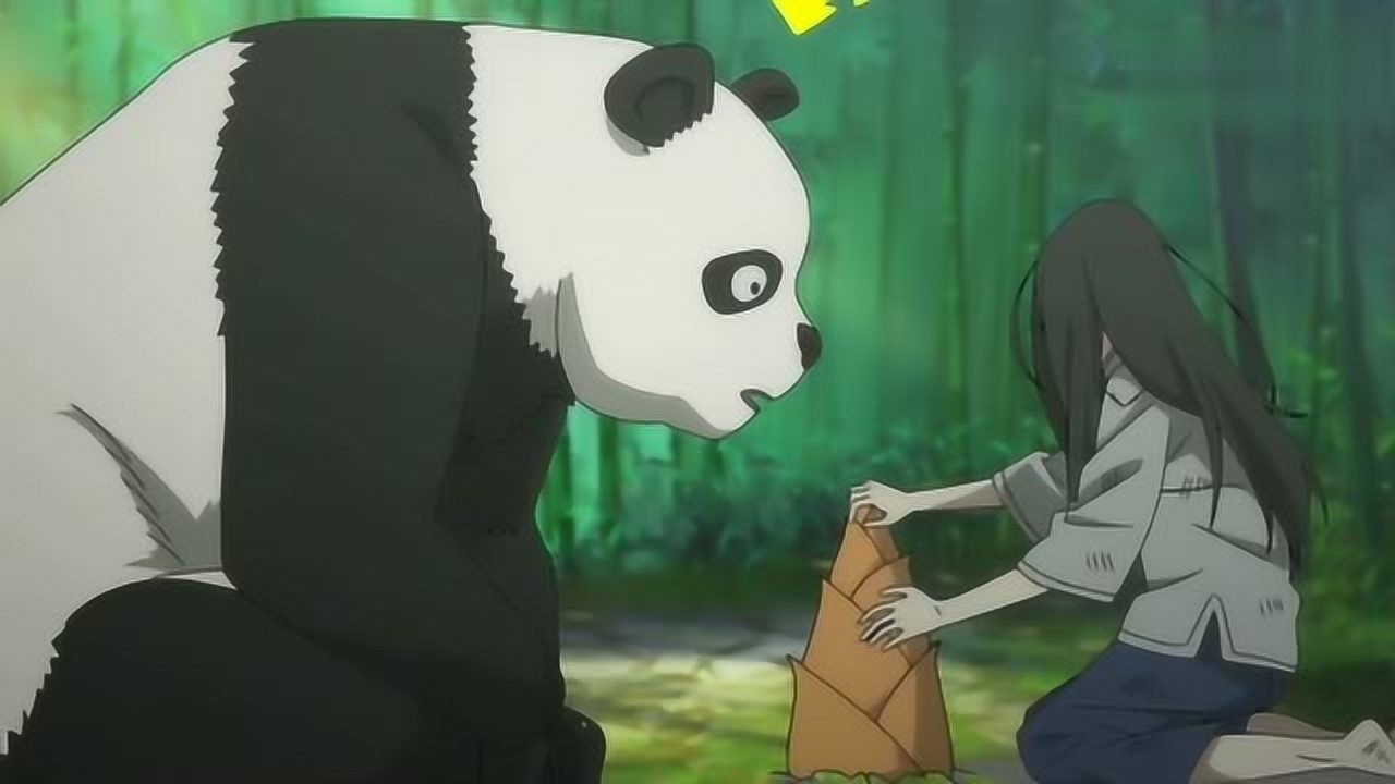 大熊猫在线挨揍宝儿姐的食物都敢抢这胆子忒大了点