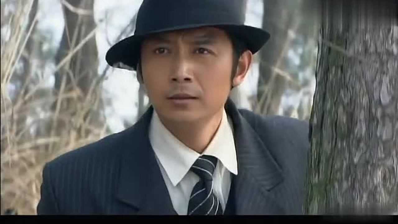 东陵大盗:军师带孙殿英所有宝物和女伯爵交易,谁料半路遇到伏击