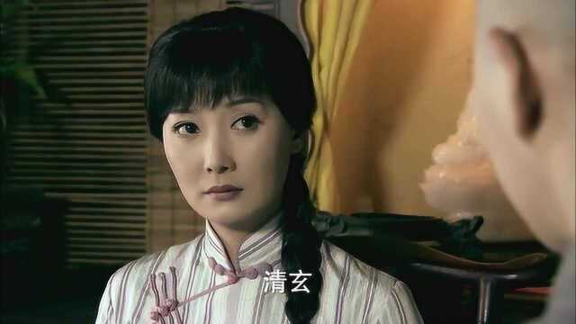 尼姑庵里遭了贼,小尼姑:不会是有鬼吧,美女:到处都是鬼!