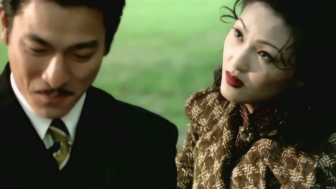 新上海滩女孩一直喜欢着丁力而丁力却爱着冯程程